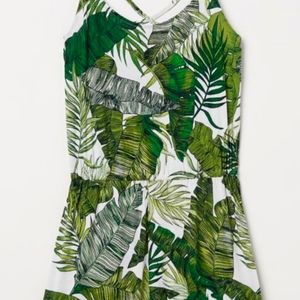 NWT H&M Palm Print Romper Size M Greens and white